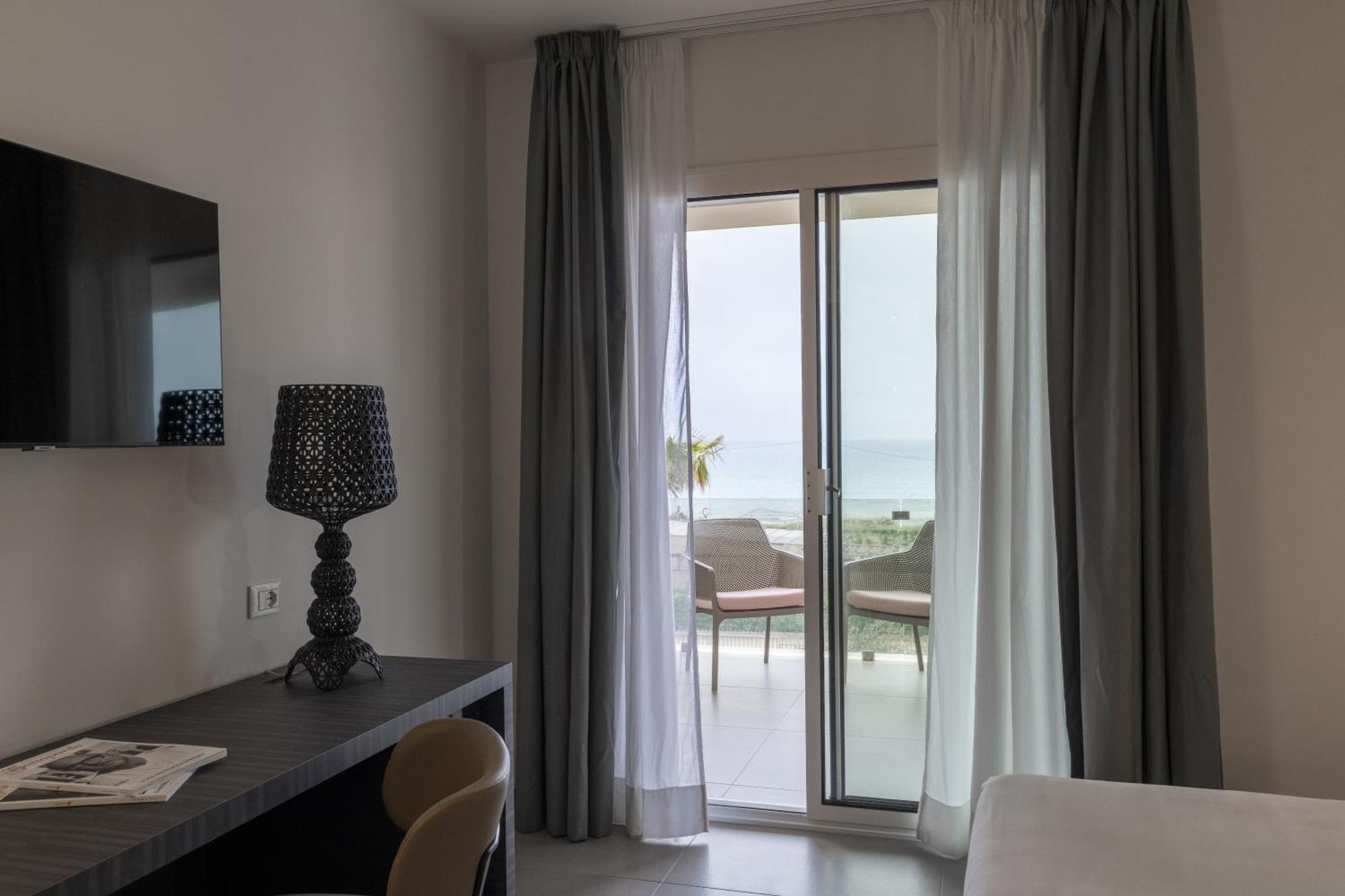 Resort La Battigia Beach & Spa Alcamo Marina Extérieur photo